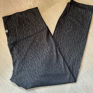 Lululemon Patterned Legging - Sz 12
